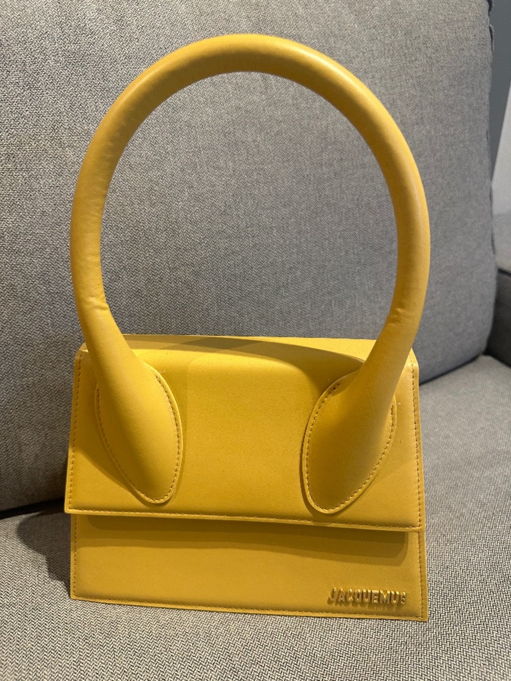 Jacquemus Le Chiquito Moyen Yellow Bag – Excellent Condition – Full Set